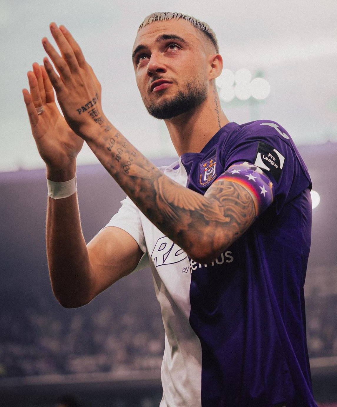 德罗巴在尤文图斯比赛中重返赛场，夺冠引发热议！